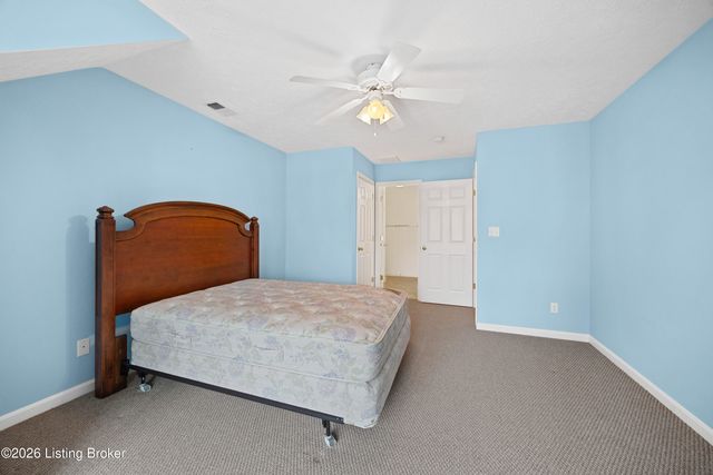 10450 Monticello Forest Cir, Jeffersontown, KY 40299