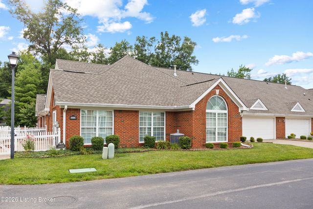 10450 Monticello Forest Cir, Jeffersontown, KY 40299