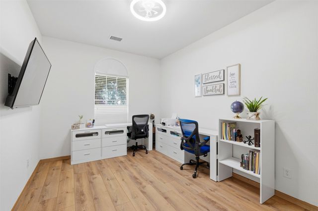 601 Cresthaven Drive, Mckinney, TX 75071