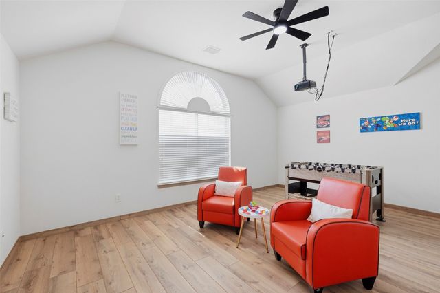 601 Cresthaven Drive, Mckinney, TX 75071