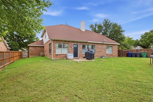 601 Cresthaven Drive, Mckinney, TX 75071