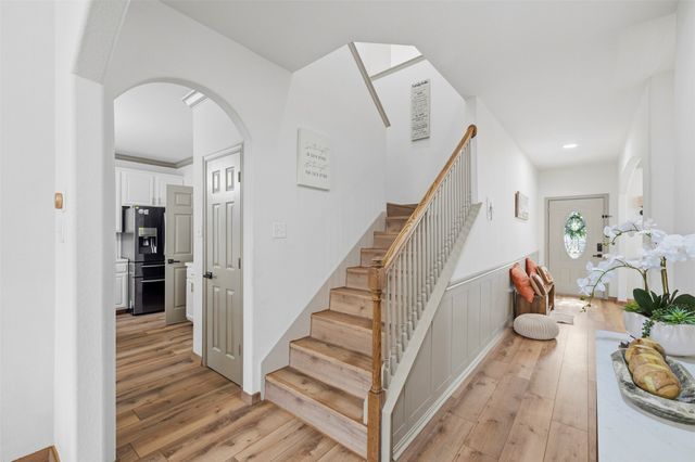 601 Cresthaven Drive, Mckinney, TX 75071