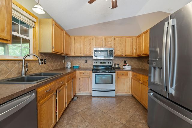 11401 W Lotus St, Wichita, KS 67209