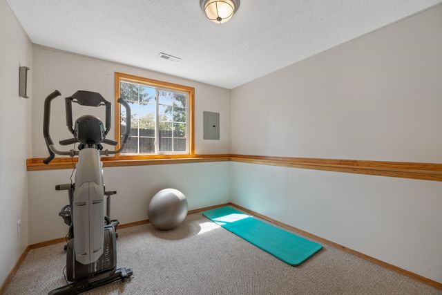 11401 W Lotus St, Wichita, KS 67209