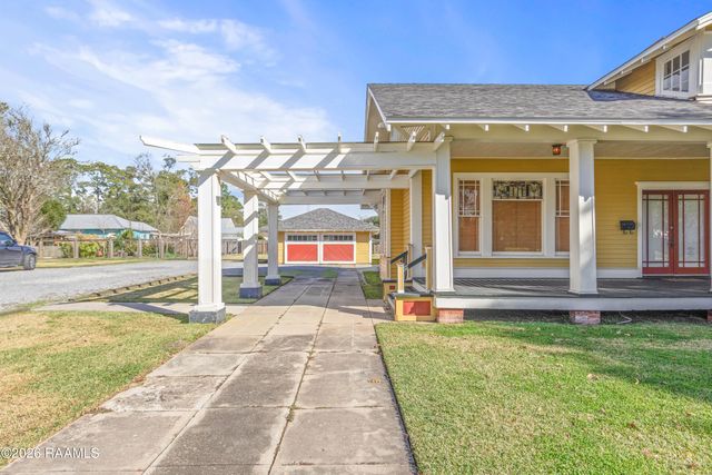 420 Berard Street, Breaux Bridge, LA 70517