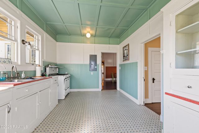 420 Berard Street, Breaux Bridge, LA 70517