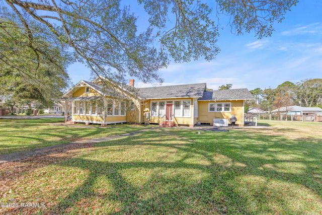 420 Berard Street, Breaux Bridge, LA 70517