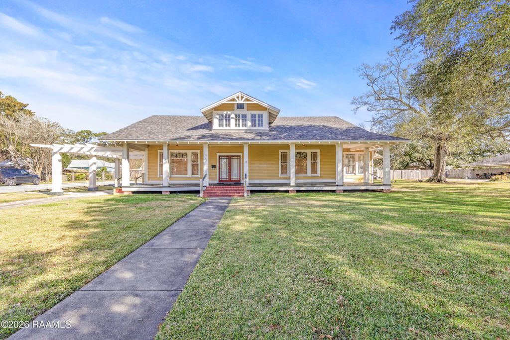 420 Berard Street, Breaux Bridge, LA 70517