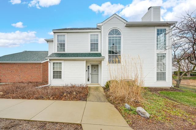 108 Hampton Boulevard, Lake Bluff, IL 60044