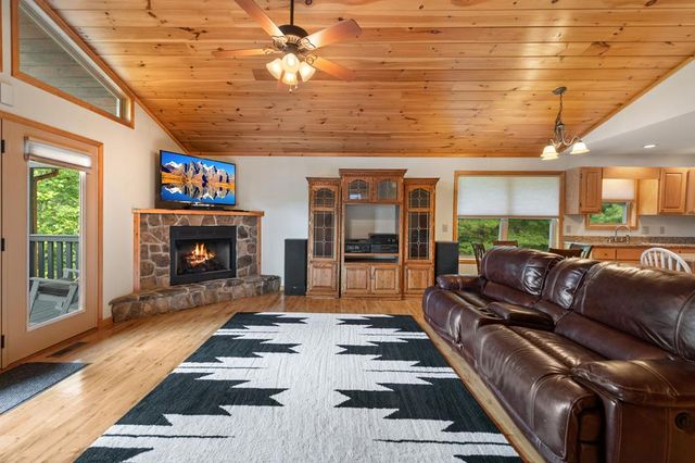 162 Beaver Ridge, Blairsville, GA 30512
