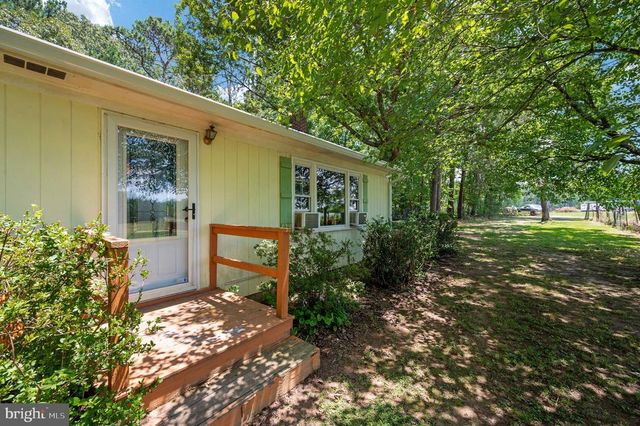 1564 BETHANY CHURCH RD, Bumpass, VA 23024