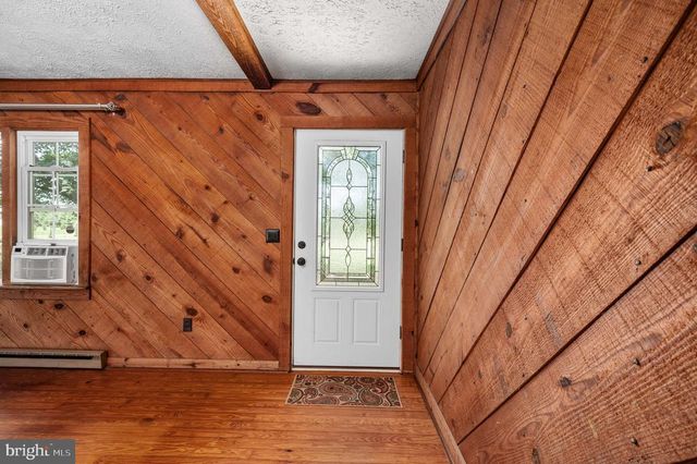1564 BETHANY CHURCH RD, Bumpass, VA 23024
