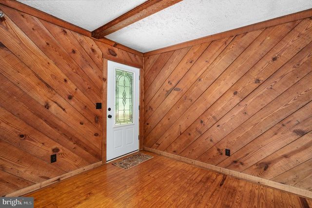 1564 BETHANY CHURCH RD, Bumpass, VA 23024