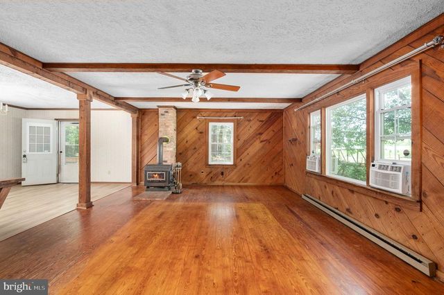 1564 BETHANY CHURCH RD, Bumpass, VA 23024