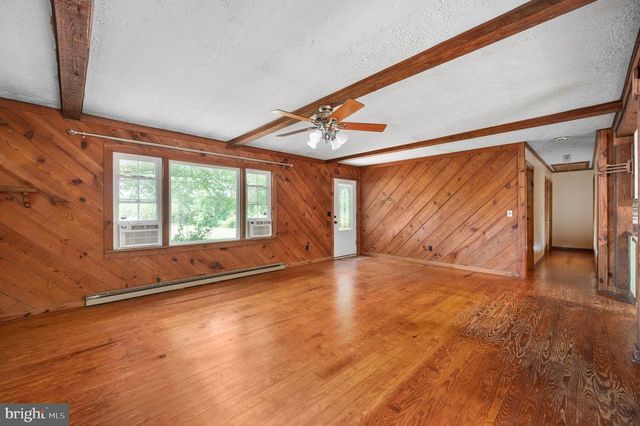1564 BETHANY CHURCH RD, Bumpass, VA 23024
