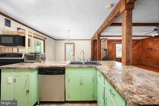1564 BETHANY CHURCH RD, Bumpass, VA 23024