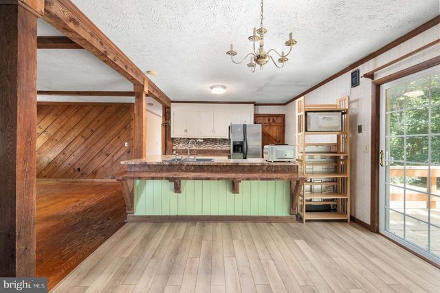 1564 BETHANY CHURCH RD, Bumpass, VA 23024