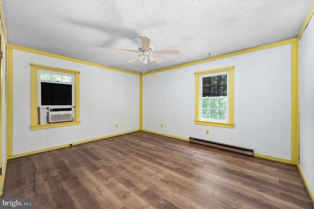 1564 BETHANY CHURCH RD, Bumpass, VA 23024