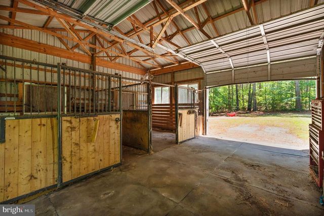 1564 BETHANY CHURCH RD, Bumpass, VA 23024
