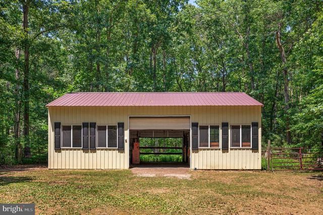 1564 BETHANY CHURCH RD, Bumpass, VA 23024