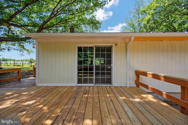 1564 BETHANY CHURCH RD, Bumpass, VA 23024