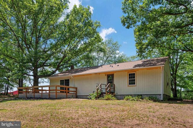 1564 BETHANY CHURCH RD, Bumpass, VA 23024
