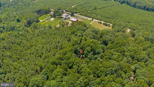 1564 BETHANY CHURCH RD, Bumpass, VA 23024