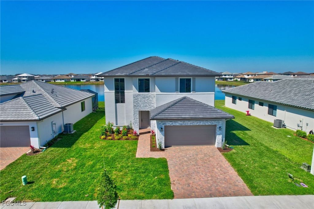 5007 Ofanto LN, Ave Maria, FL 34142