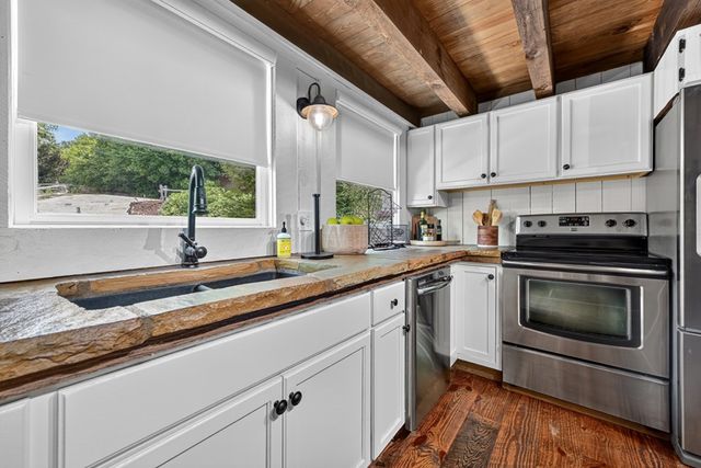 1512 Grandeur Drive, Blue Ridge, GA 30513