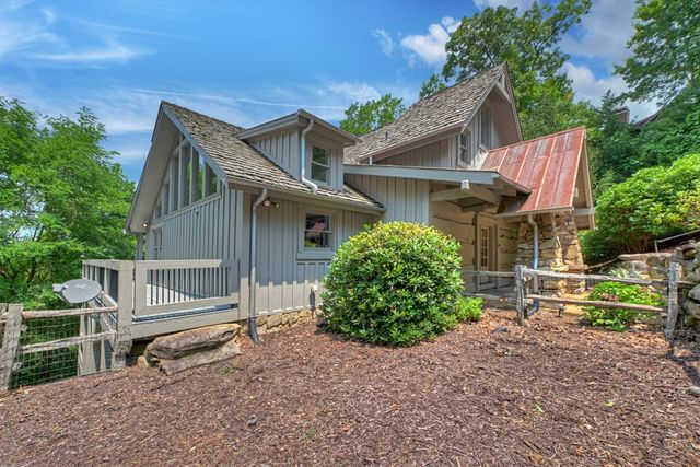 1512 Grandeur Drive, Blue Ridge, GA 30513