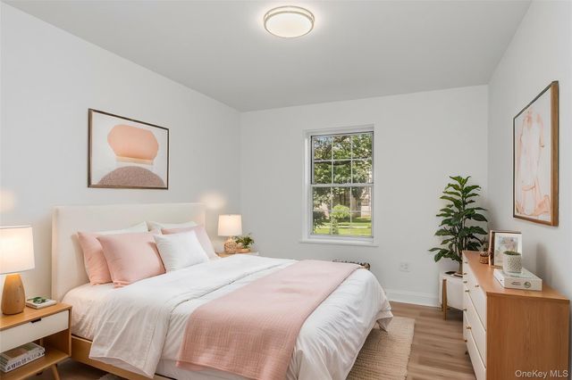 51-34 30 Avenue E2, Woodside, NY 11377