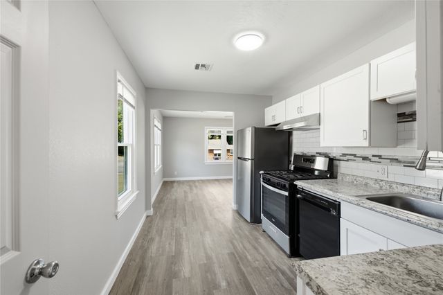 4404 E Independence Street, Tulsa, OK 74115