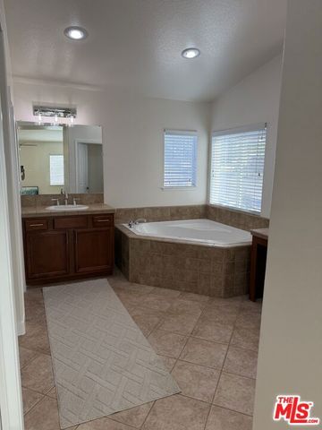 31407 Shadow Ridge Drive, Menifee, CA 92584