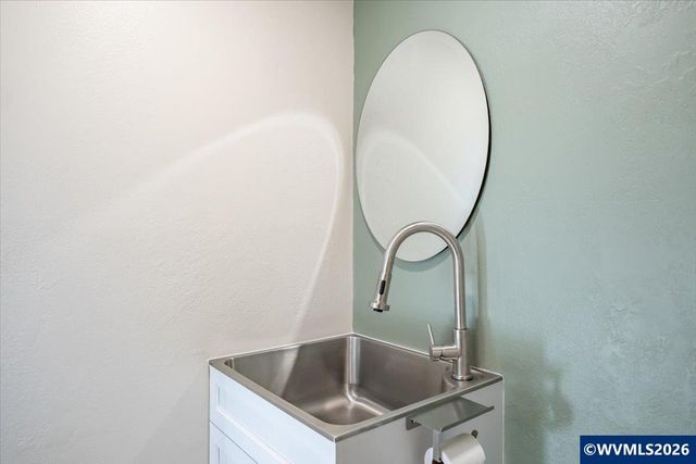 4578 Sesame St NE, Salem, OR 97305