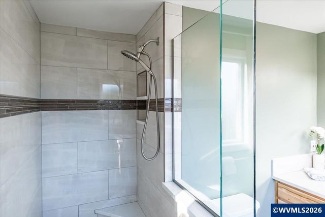 4578 Sesame St NE, Salem, OR 97305