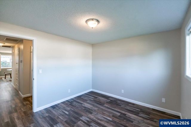 4578 Sesame St NE, Salem, OR 97305