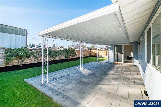 4578 Sesame St NE, Salem, OR 97305