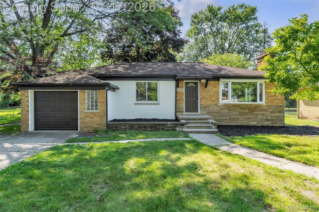 14221 Crosley, Redford Charter Township, MI 48239