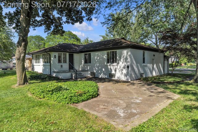 14221 Crosley, Redford Charter Township, MI 48239