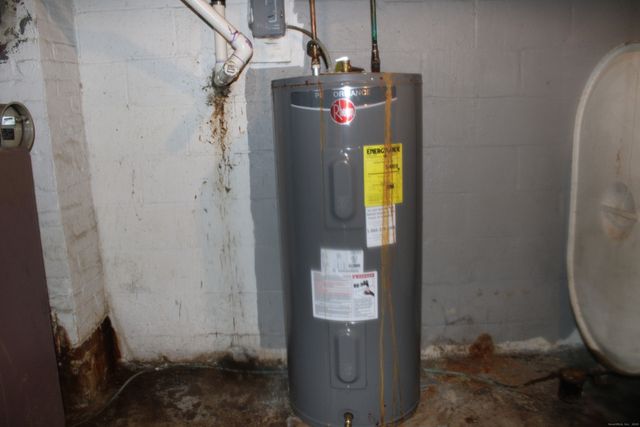 108 Breezy Hill Road, Harwinton, CT 06791