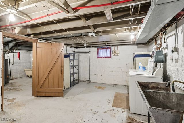 79 20th Street SW, Barberton, OH 44203