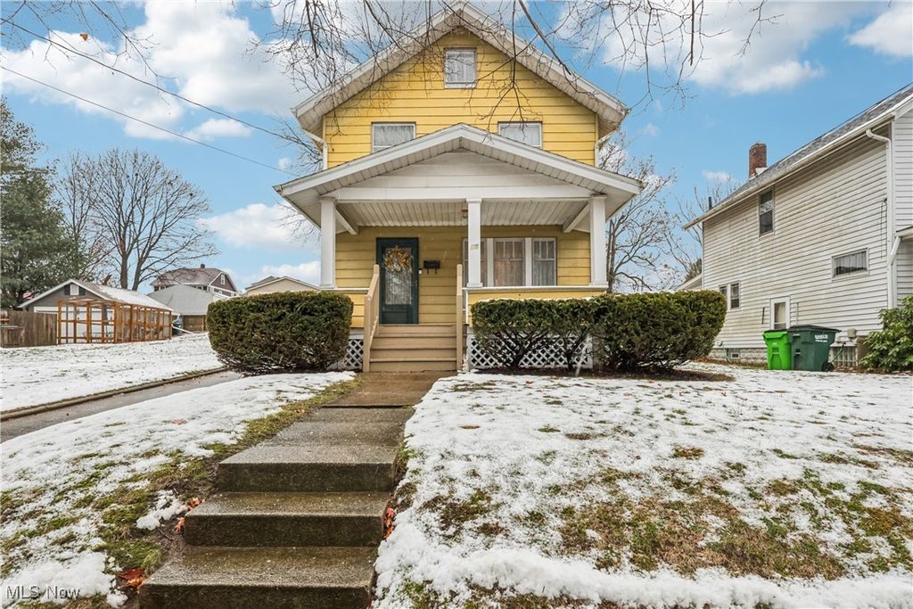 79 20th Street SW, Barberton, OH 44203