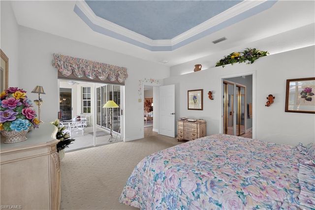 2317 Island Cove CIR N, Naples, FL 34109