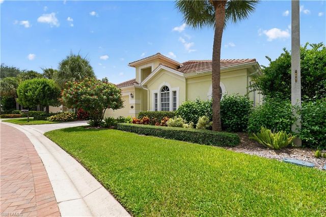 2317 Island Cove CIR N, Naples, FL 34109