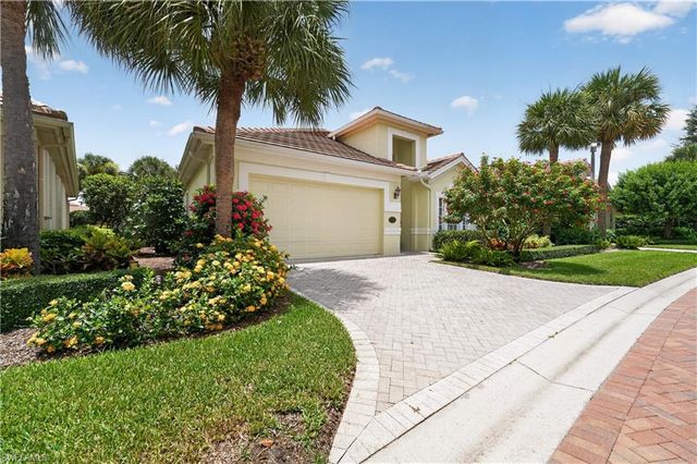 2317 Island Cove CIR N, Naples, FL 34109