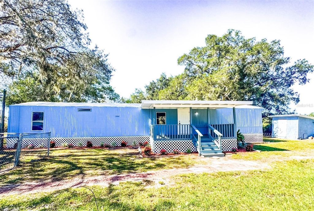 688 4TH STREET, Polk City, FL 33868