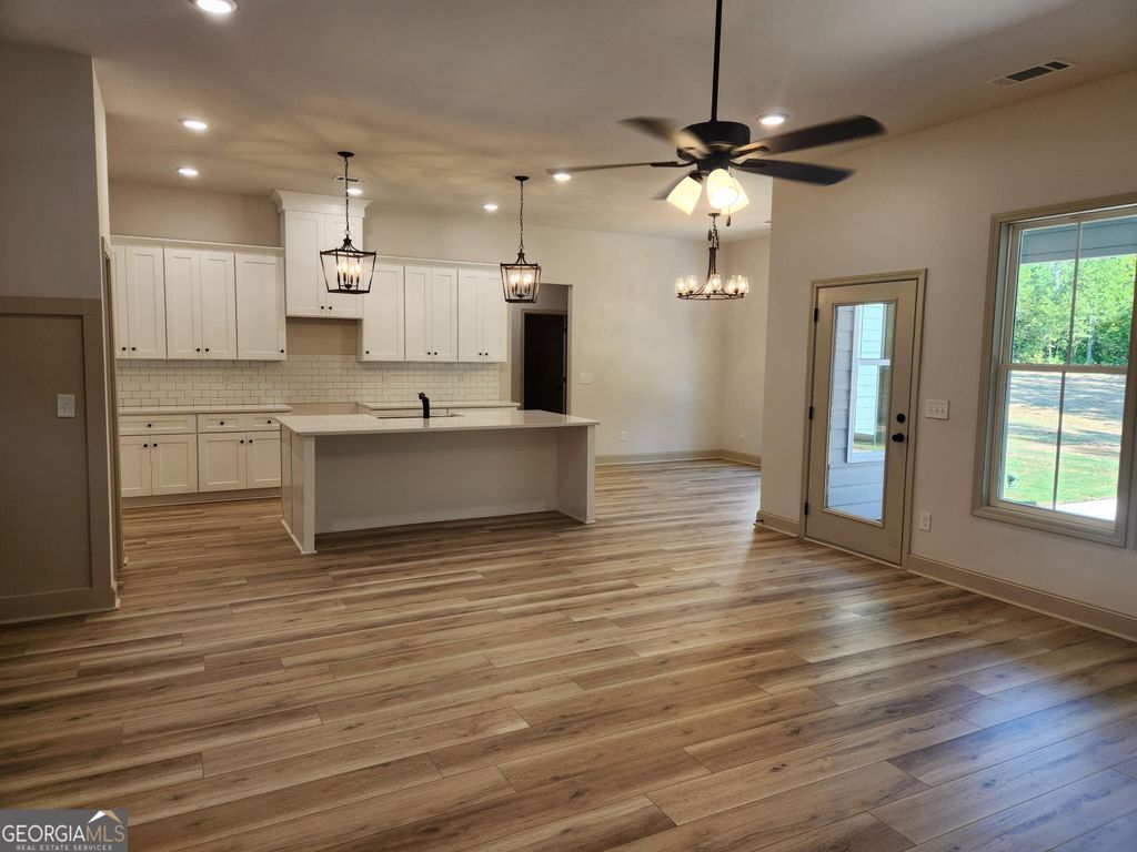 642 Shelnut, Locust Grove, GA 30248 — photo 3