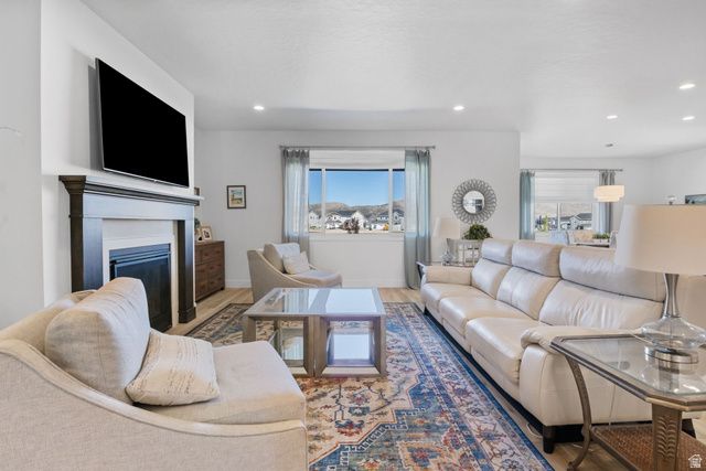 5420 N CLIFFROSE DR, Eagle Mountain, UT 84005