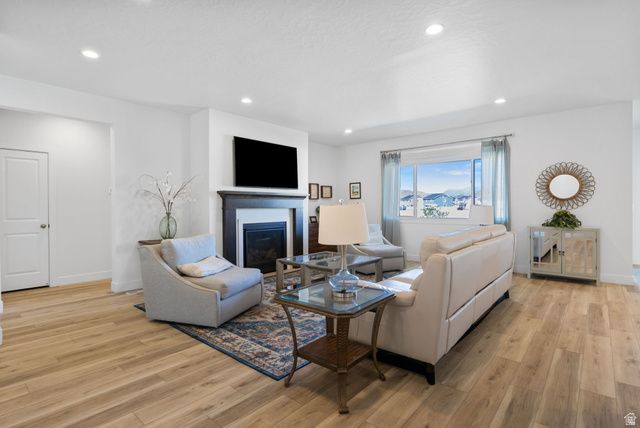 5420 N CLIFFROSE DR, Eagle Mountain, UT 84005
