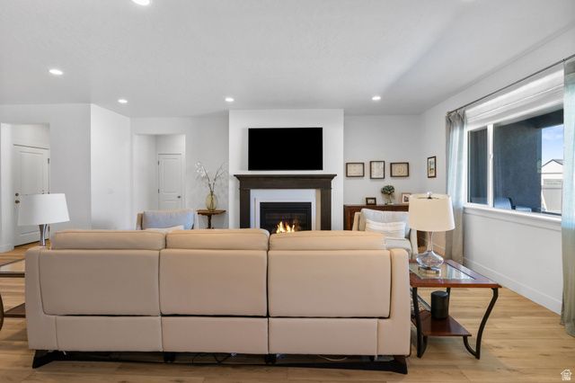 5420 N CLIFFROSE DR, Eagle Mountain, UT 84005